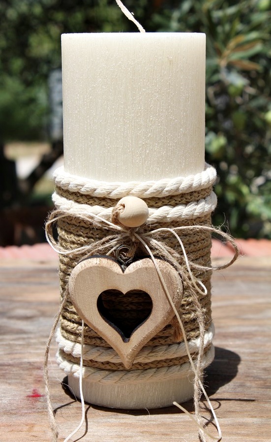 Χειροποίητο σαγρέ κερί με ξύλινη καρδιά 8x20 0519599