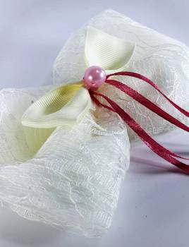 Μπομπονιέρα Γάμου Φιογκάκι δαντέλα με γκρο κορδέλα & ροζ πέρλα