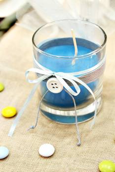 Μπομπονιέρα βάπτισης αρωματικό , μπλε κερί σε ποτήρι
