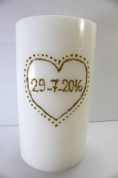 Κερί λευκό με ζωγραφισμένη καρδιά και ημερομηνία 12x20cm