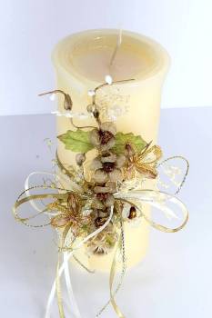 Σαγρέ χειροποίητο  κερί με εκρού λουλούδια 8x15 0516144